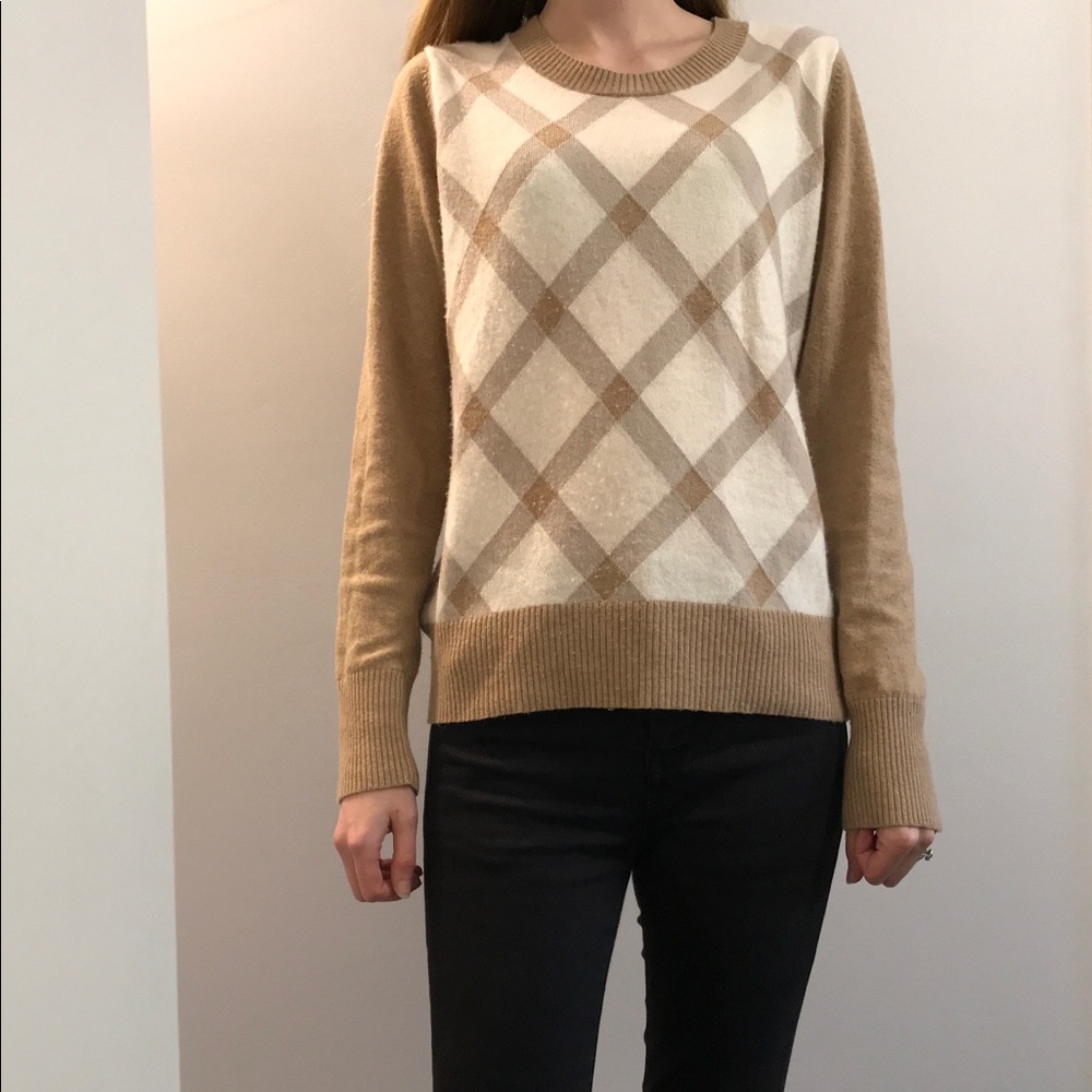 2 for $25 Banana Republic cashmere blend sweater